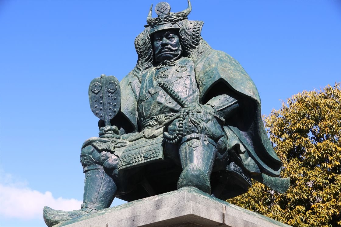 🏯 다케다 신겐 공의 상 이미지 3